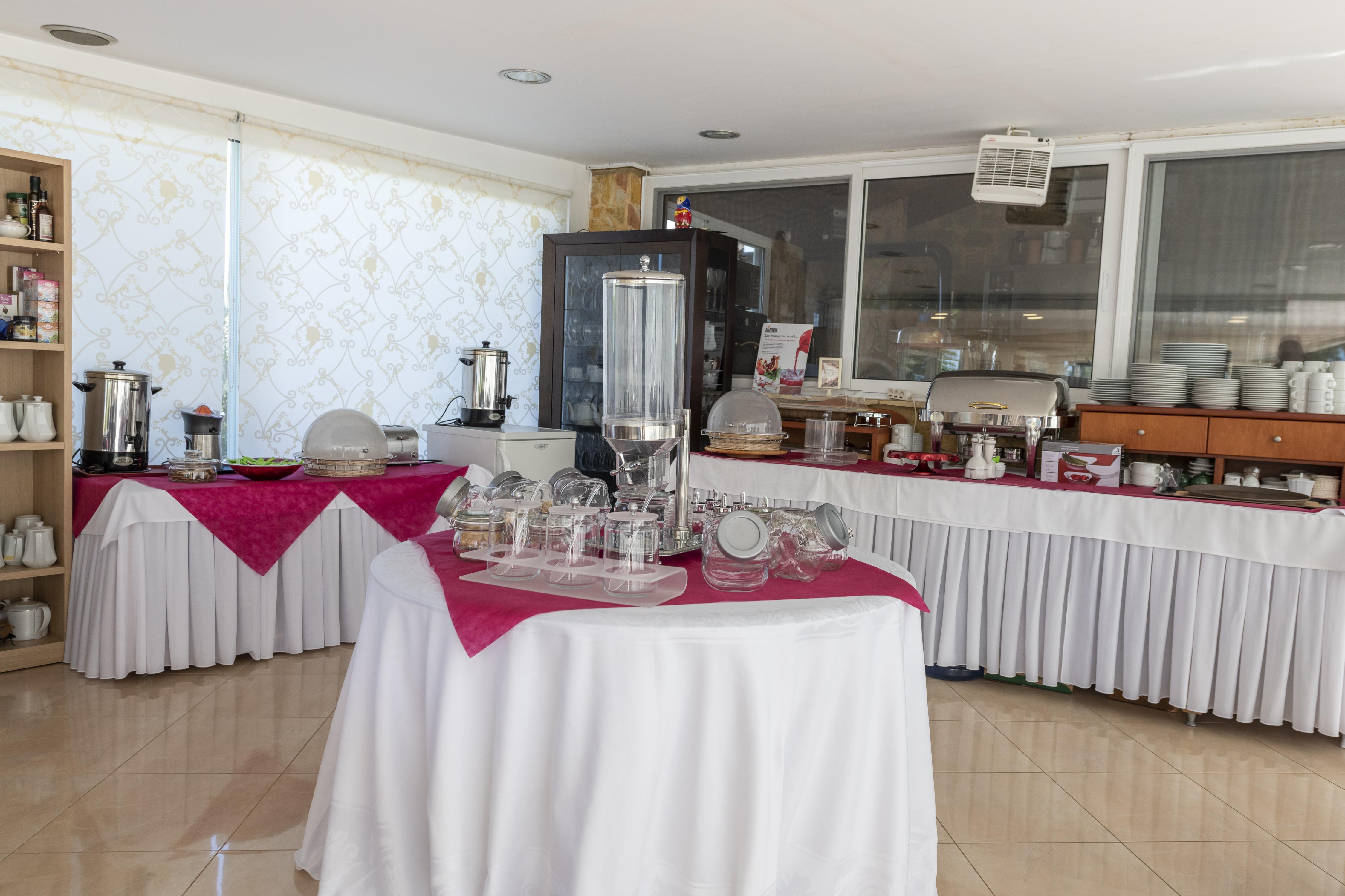 Irida Beach Resort Suites Kyparissia Exterior foto